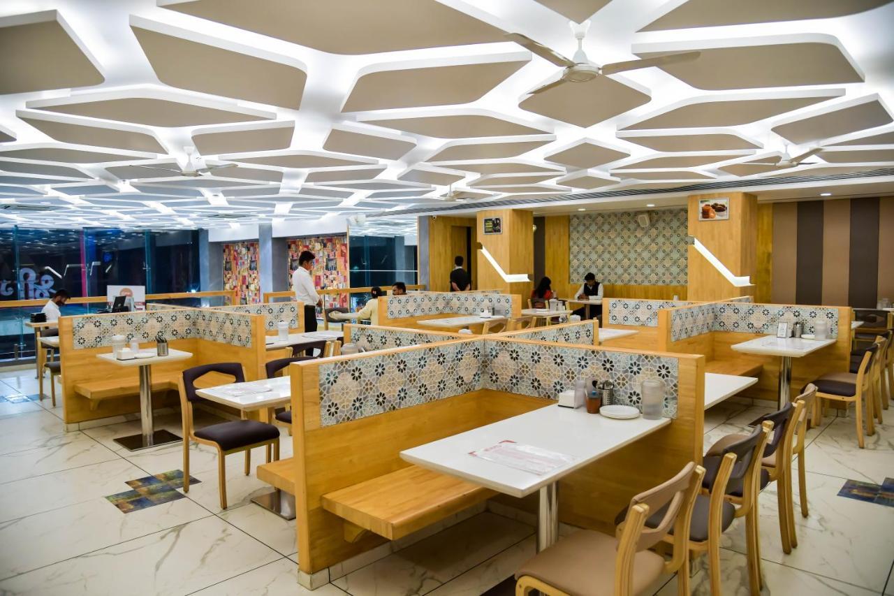 Shree Ganga Smb Hotels Ujjain Ngoại thất bức ảnh