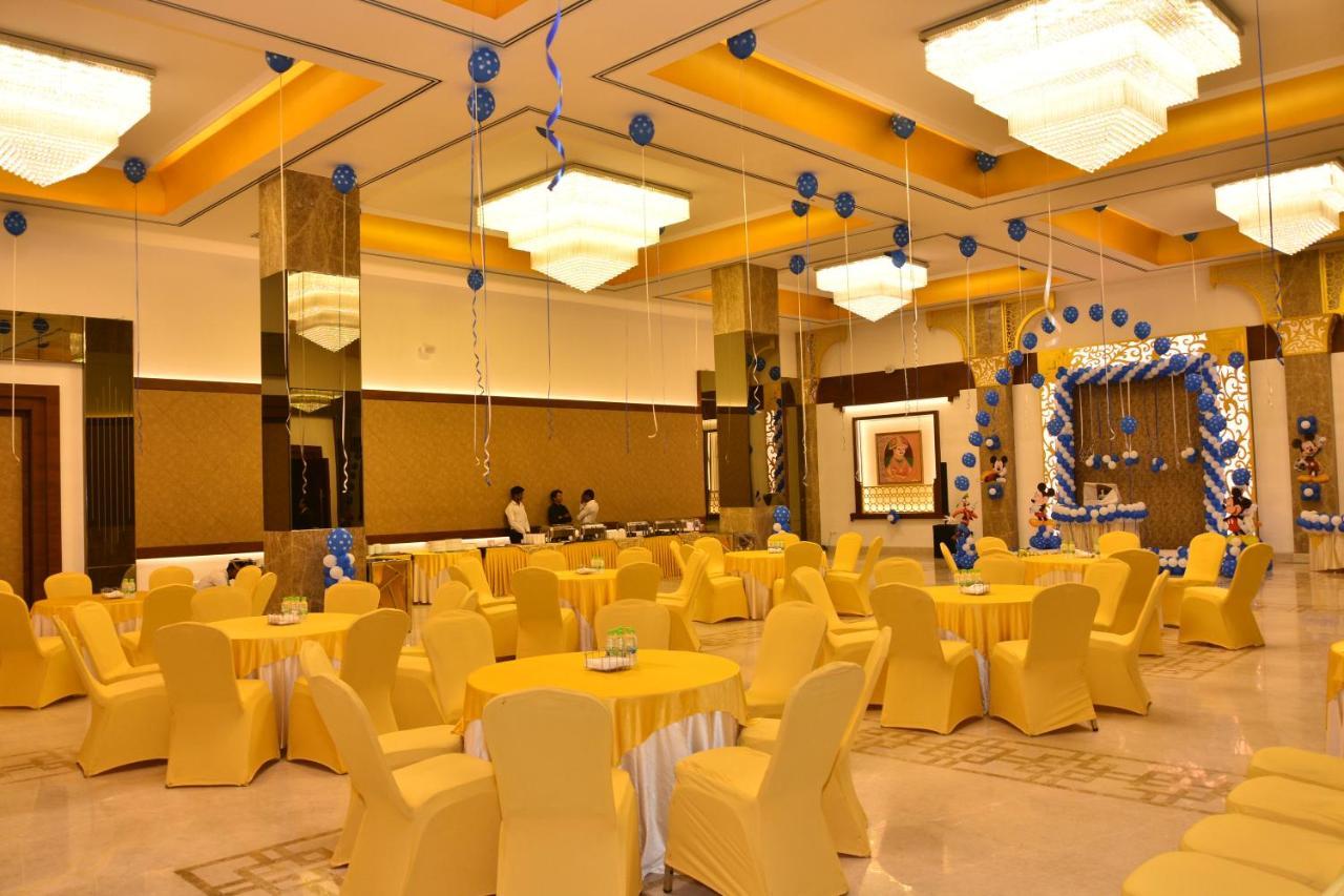 Shree Ganga Smb Hotels Ujjain Ngoại thất bức ảnh