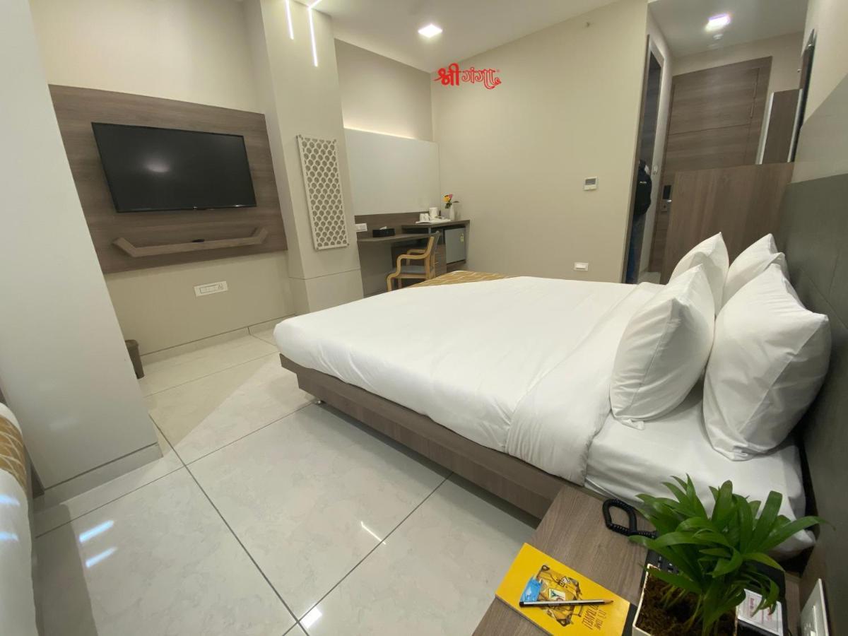 Shree Ganga Smb Hotels Ujjain Ngoại thất bức ảnh