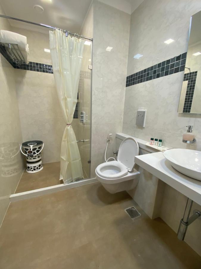 Shree Ganga Smb Hotels Ujjain Ngoại thất bức ảnh